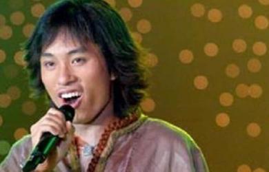 Divo Tùng Dương đáp trả cực hài khi bị fan chê xấu trai